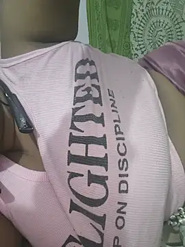 Deborbhavi222 online show from July 13, 6:41 pm