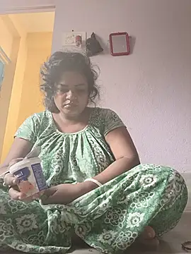 Deborbhavi222 online show from July 29, 4:12 am