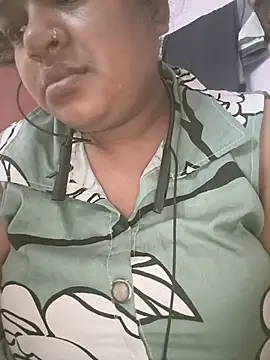 Deborbhavi222 online show from July 28, 2:42 am