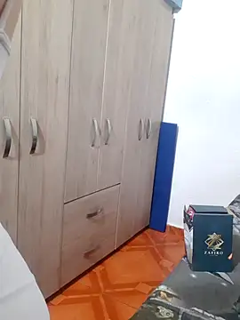 Snapshot of lindsay-rosee chatting on October 9, 10:58 pm lindsay-rosee online show from October 9, 10:58 pm