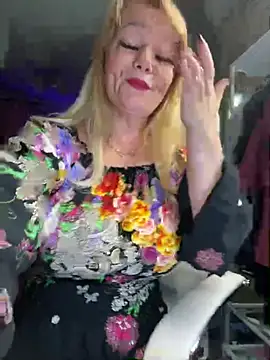 Sweet-blonde online show from August 3, 10:37 pm