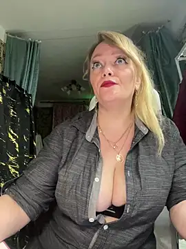 Sweet-blonde online show from June 12, 10:07 pm