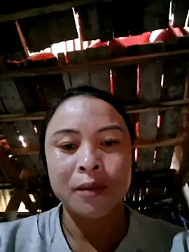 Snapshot of xuxulovezz chatting on October 11, 6:40 am xuxulovezz online show from October 11, 6:40 am
