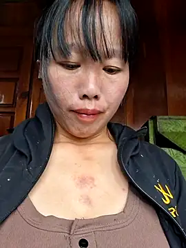 helenzz online show from October 26, 5:36 am