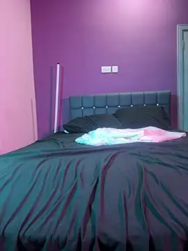 Zola Nooryi online show from September 27, 1:24 am