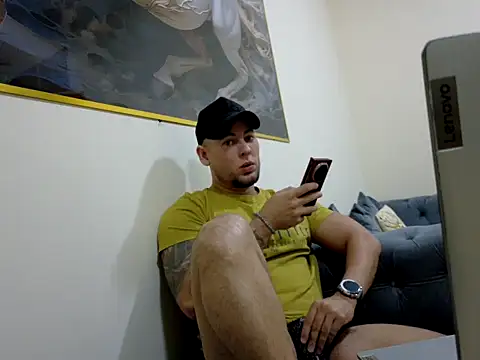 maximus888A online show from March 26, 8:43 pm