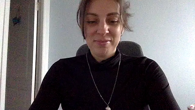 Snapshot of Myronell chatting on October 11, 11:04 am Myronell online show from October 11, 11:04 am