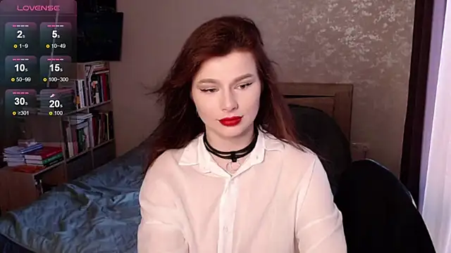 Snapshot of bbJ_one chatting on October 17, 9:23 am bbJ one online show from October 17, 9:23 am