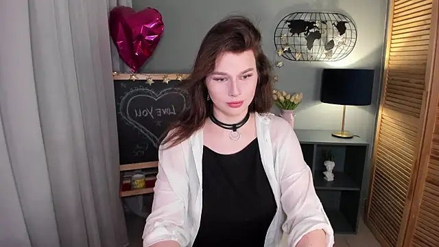 Snapshot of bbJ_one chatting on October 8, 1:32 am bbJ one online show from October 8, 1:32 am