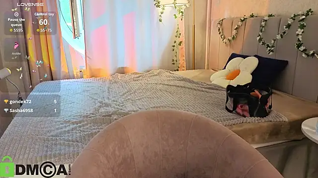 Elsie Cutties online show from July 4, 12:39 am