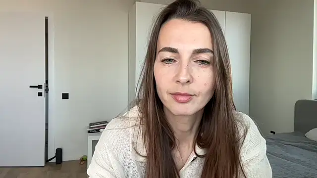 Snapshot of Arivanna chatting on October 7, 9:46 am Arivanna online show from October 7, 9:46 am