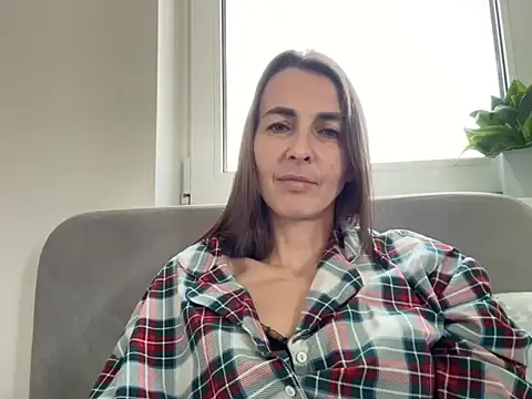 Snapshot of Arivanna chatting on October 2, 9:25 am Arivanna online show from October 2, 9:25 am