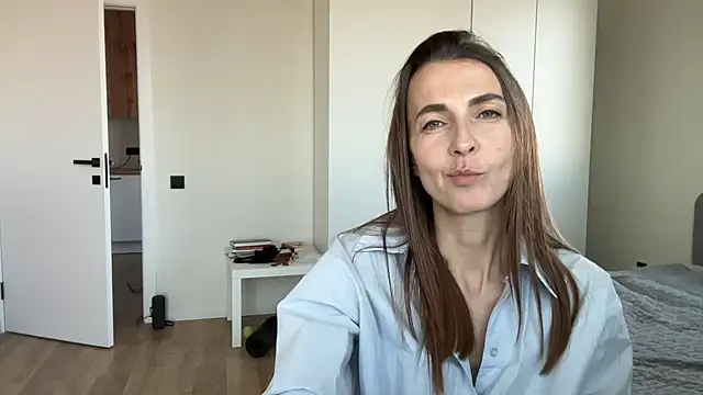 Snapshot of Arivanna chatting on October 8, 11:14 am Arivanna online show from October 8, 11:14 am