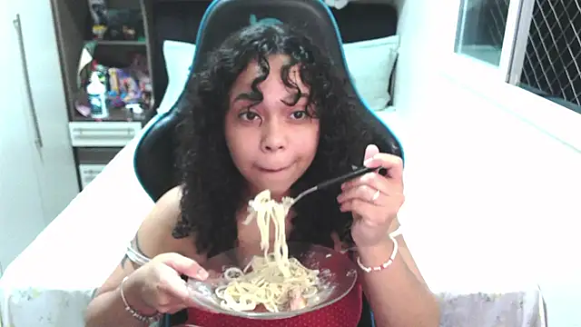 sweetamy326 online show from July 2, 10:16 pm