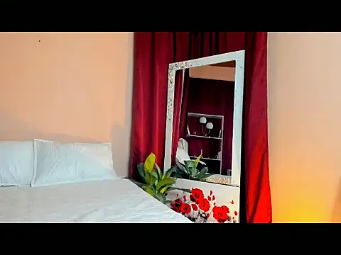 Snapshot of Zarasolei chatting on October 4, 9:19 pm Zarasolei online show from October 4, 9:19 pm