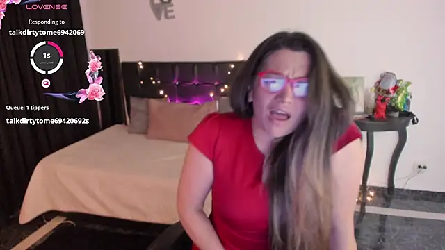 Hanna MA online show from November 25, 3:25 pm