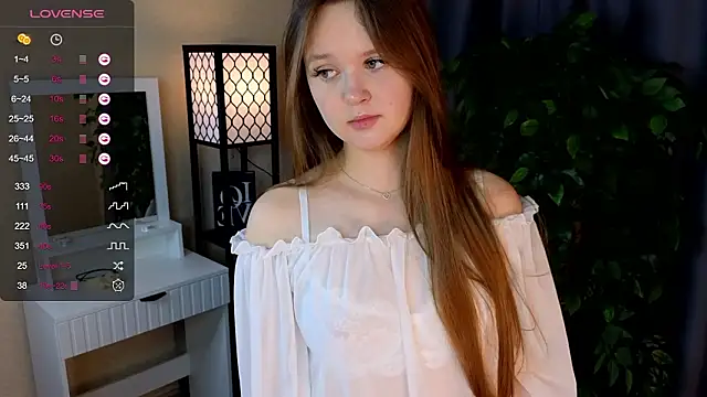 ElenoreReth online show from February 11, 3:57 pm