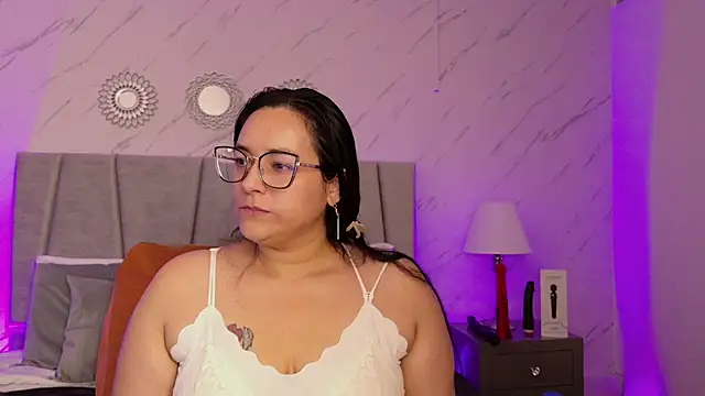 Michell Monet online show from July 31, 12:17 pm