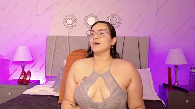 Michell Monet online show from July 21, 12:50 pm
