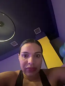 Anavalle online show from February 2, 7:24 pm