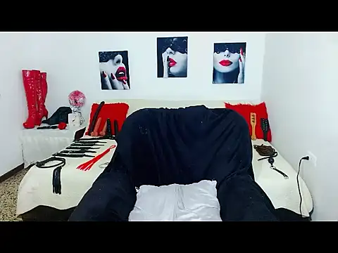 mylygrey online show from June 20, 8:34 pm