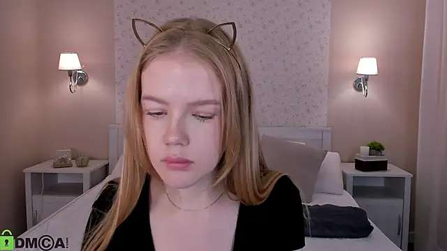 Vicki Todd online show from October 1, 1:32 am