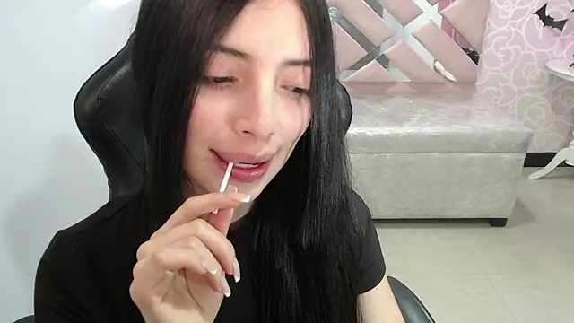 cynthia ch online show from October 29, 4:28 am