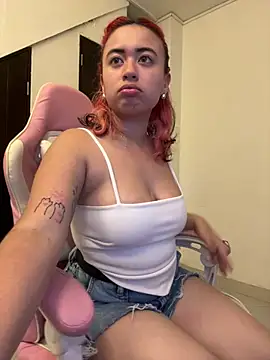 Mary Vans online show from July 4, 11:33 pm