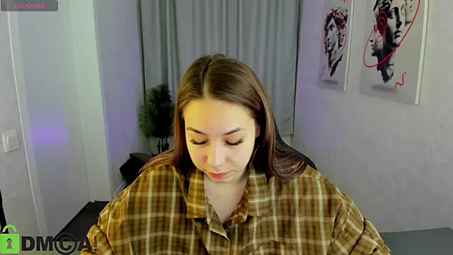 Al1ice Moures online show from November 3, 1:09 am