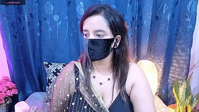 Sanvi-Queen online show from December 18, 6:12 pm