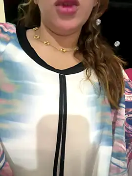 Snapshot of Laila-sexi chatting on October 23, 8:37 pm Laila-sexi online show from October 23, 8:37 pm