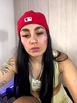 liladiamond  online show from October 18, 3:48 pm