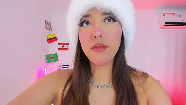 emily  walker online show from June 22, 3:11 am
