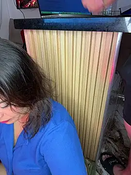 liz and thiago online show from November 14, 12:38 pm