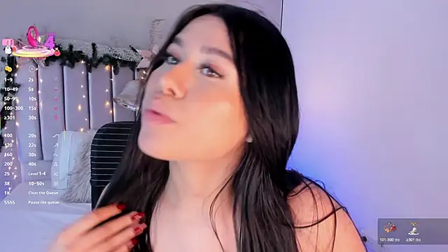 emma rousell online show from December 19, 7:28 pm