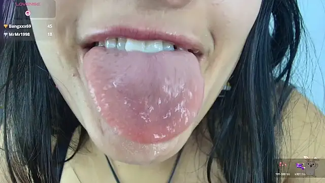 Hinata 21  online show from December 18, 9:08 pm