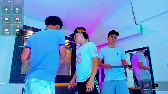 ALEX MILLER25 online show from October 7, 4:28 am