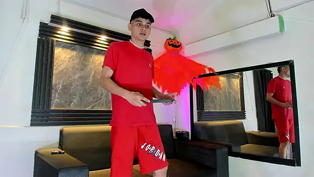 ALEX MILLER25 online show from October 9, 4:38 am