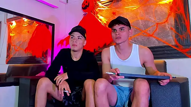 ALEX MILLER25 online show from October 27, 4:52 am