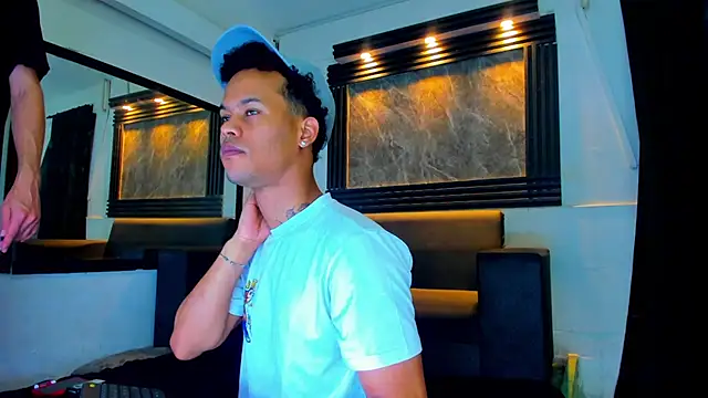 ALEX MILLER25 online show from September 28, 3:46 am