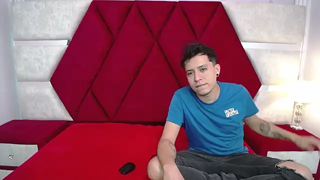 Snapshot of jakeyariana chatting on October 6, 7:40 pm jakeyariana online show from October 6, 7:40 pm