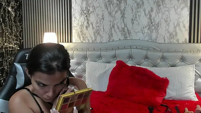 MaraBlake  online show from December 21, 5:06 pm