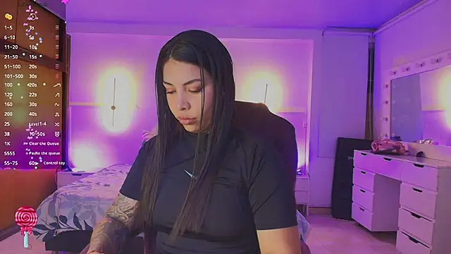 kloe28 online show from July 13, 3:51 am