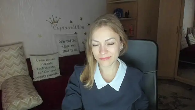 Tiffany Bates online show from October 12, 4:15 am