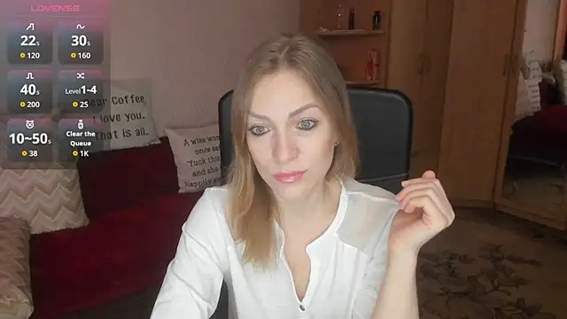 Tiffany Bates online show from May 2, 11:02 am