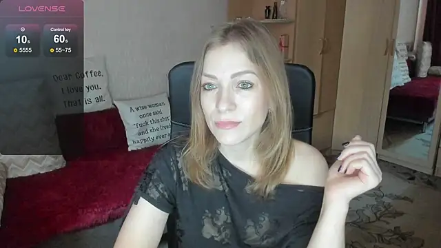 Tiffany Bates online show from July 3, 9:37 am