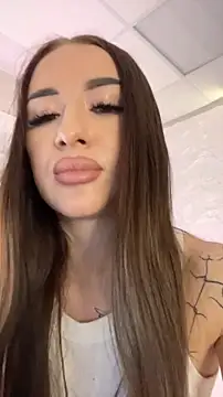 Luna Olsen online show from February 12, 4:14 am