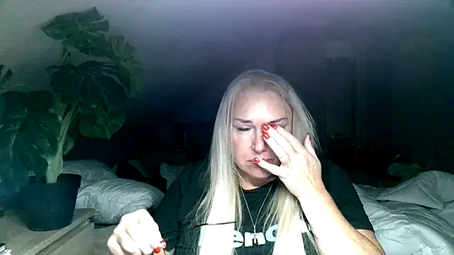 Sandy-Summer online show from September 26, 5:32 pm