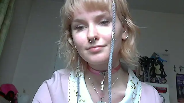 Paradoxy  online show from May 11, 7:55 pm
