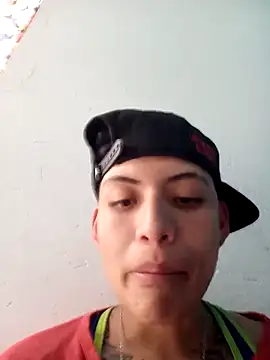 Snapshot of Owen_tomboy chatting on October 16, 6:21 pm Owen tomboy online show from October 16, 6:21 pm